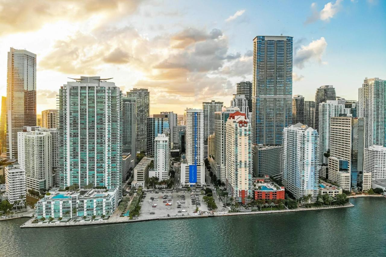 The Club At Brickell Bay Luxury Suites Miami Luaran gambar
