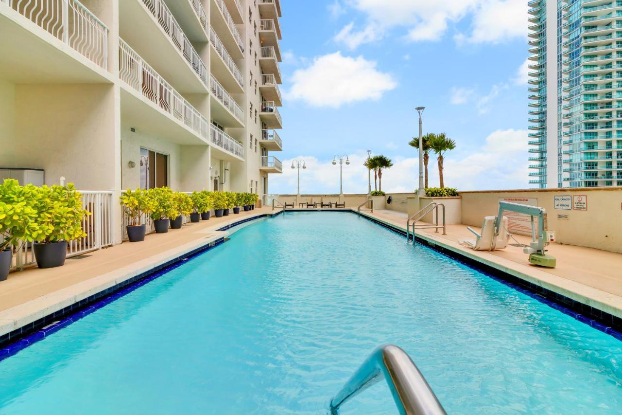 The Club At Brickell Bay Luxury Suites Miami Luaran gambar