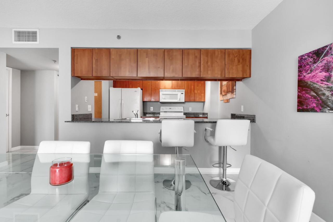 The Club At Brickell Bay Luxury Suites Miami Luaran gambar