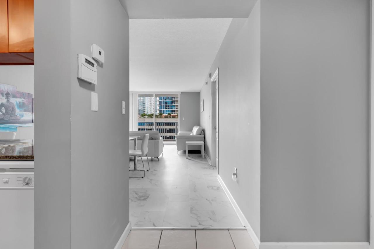 The Club At Brickell Bay Luxury Suites Miami Luaran gambar